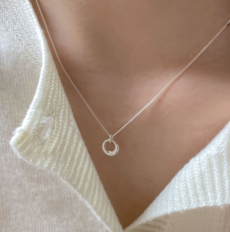 925 Sterling Silver Circle Pendant Necklace 
